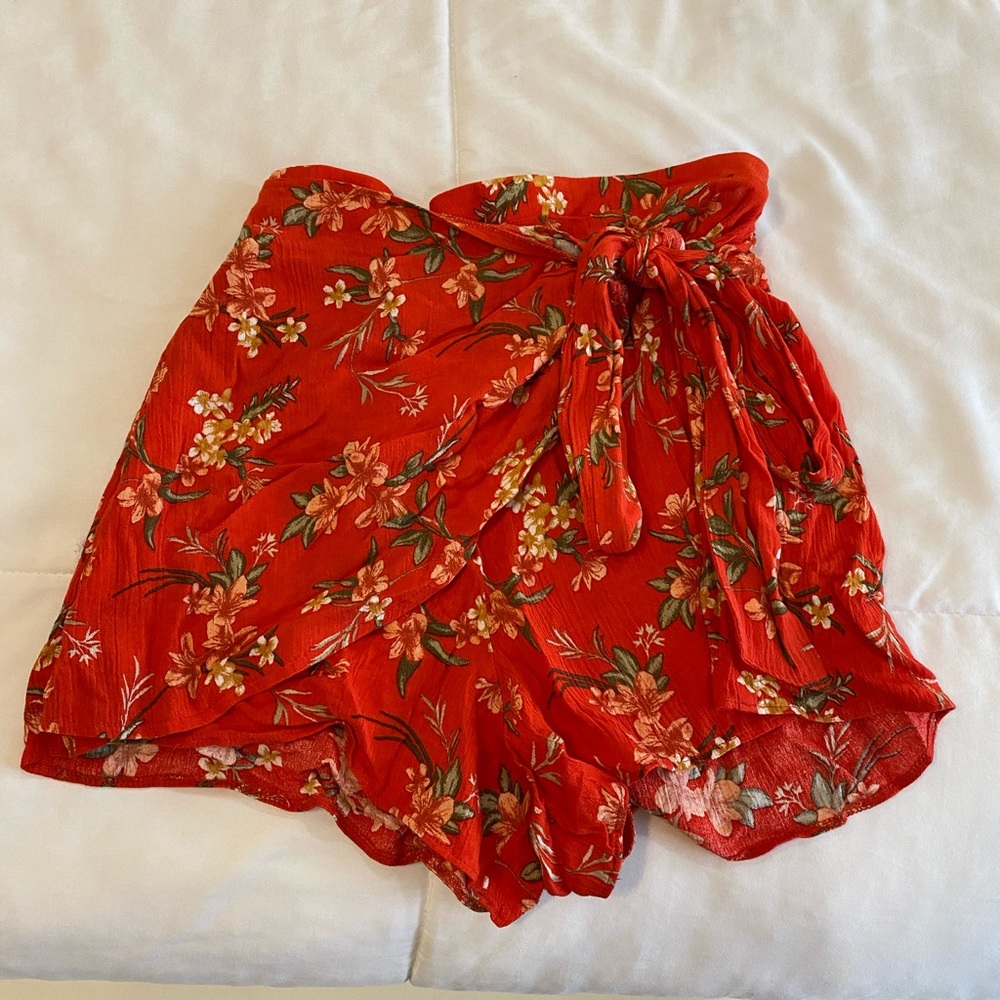 Floral Tie Shorts